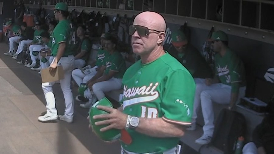 'Bows season ends in 2-1 loss to Cal Poly in Big West Tournament