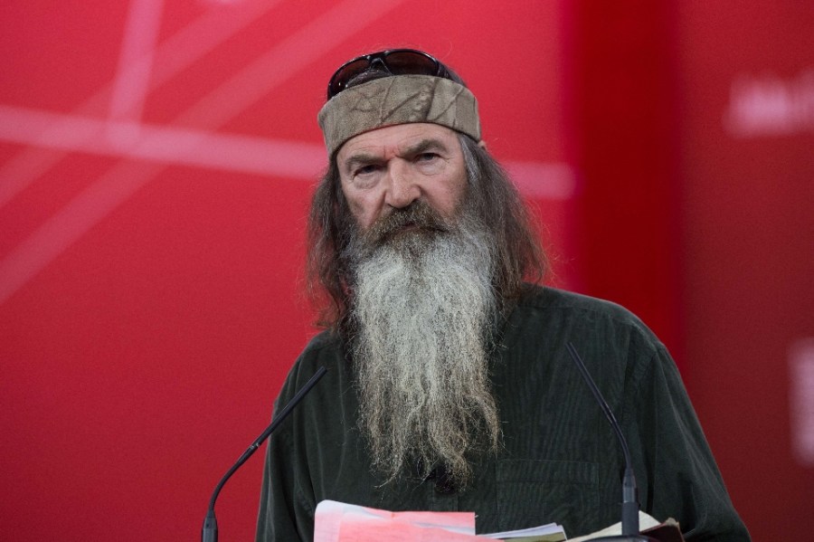 'Duck Dynasty' star Phil Robertson dies at 79