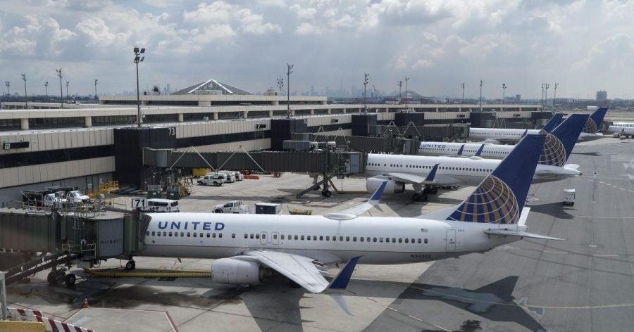 'Matter of time before crash between planes,' Air traffic controller warns