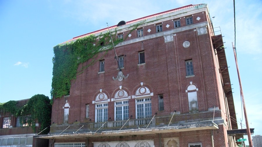 'Reviving a jewel of Pine Bluff' One woman's mission to restore the Saenger Theatre