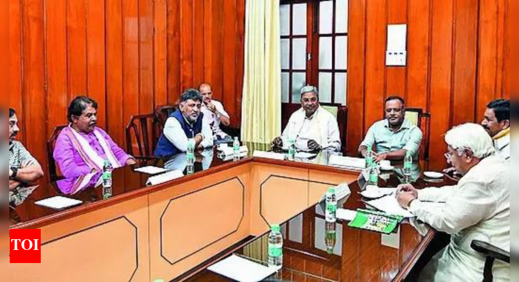 18 BJP MLAs back in Karnataka House as suspension lifted | India News