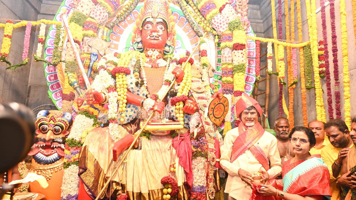 A.P. CM takes part in Gangamma temple jatara in Kuppam, offers silk vastrams to deity