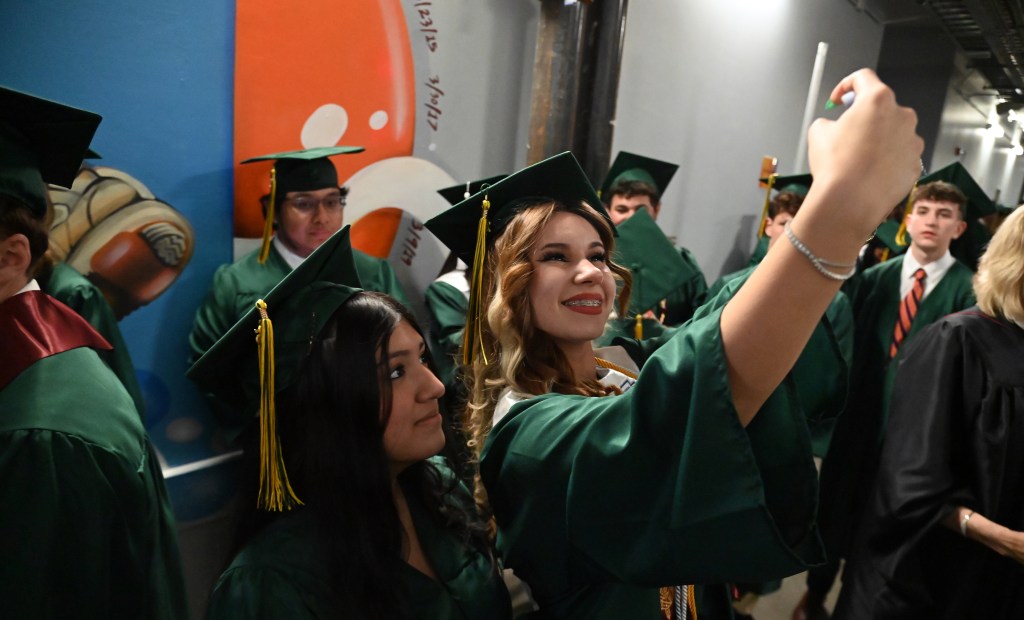 Adlai E. Stevenson High School sends off Class of 2025