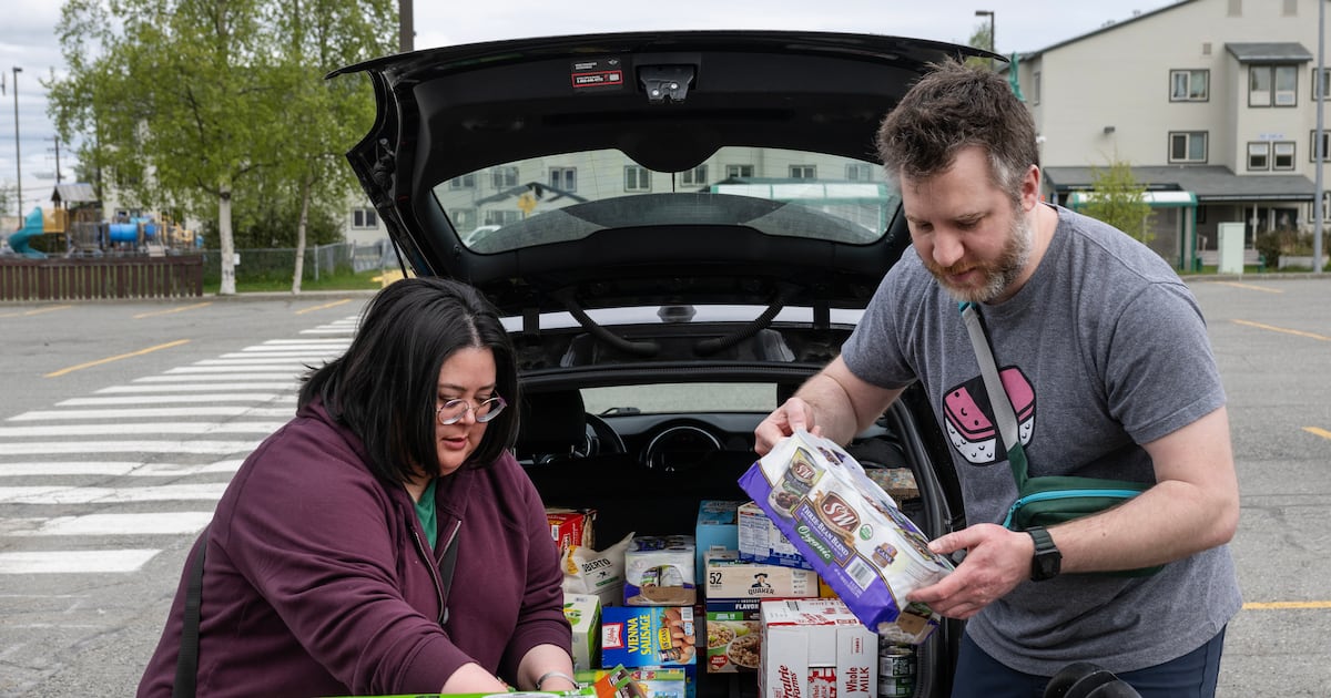 An Anchorage neighborhood is fighting food-desert status after the closure of a historic grocery store