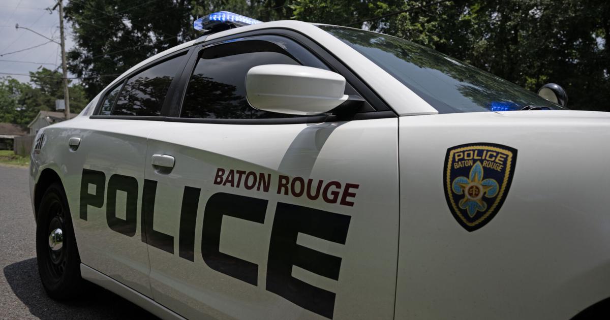 Baton Rouge police officer, passenger injured in fiery crash | Crime/Police