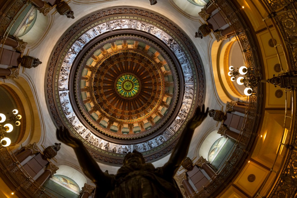 Bill would increase sexual assault training for police officers