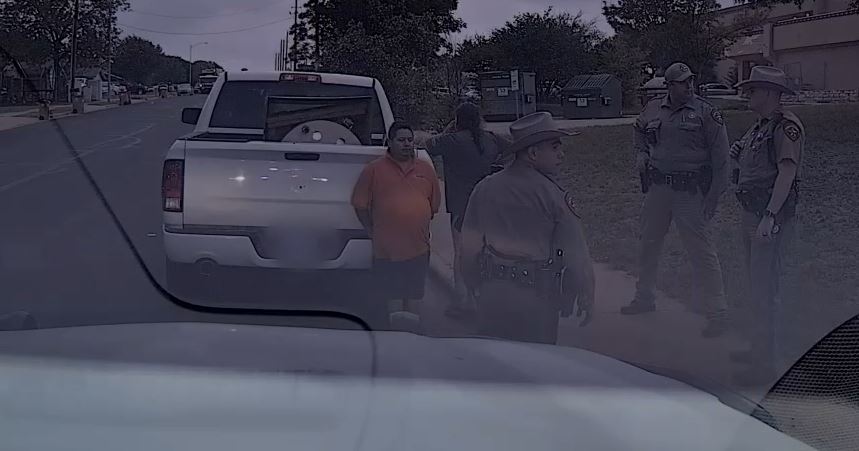 Body camera shows federal agent arrest undocumented parent near Austin school