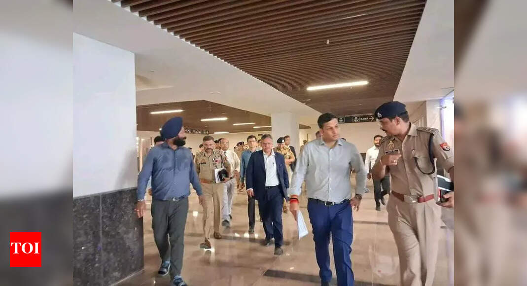 CS, DGP review preps ahead of CJI visit | Prayagraj News