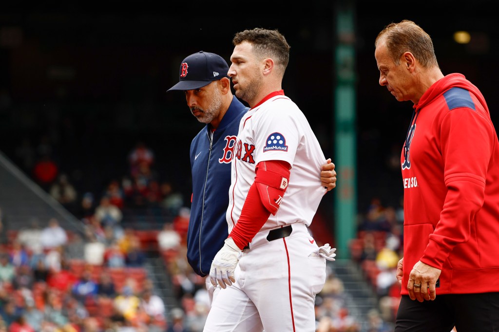 Could Rafael Devers return to third base if Red Sox need to put Alex Bregman on IL?