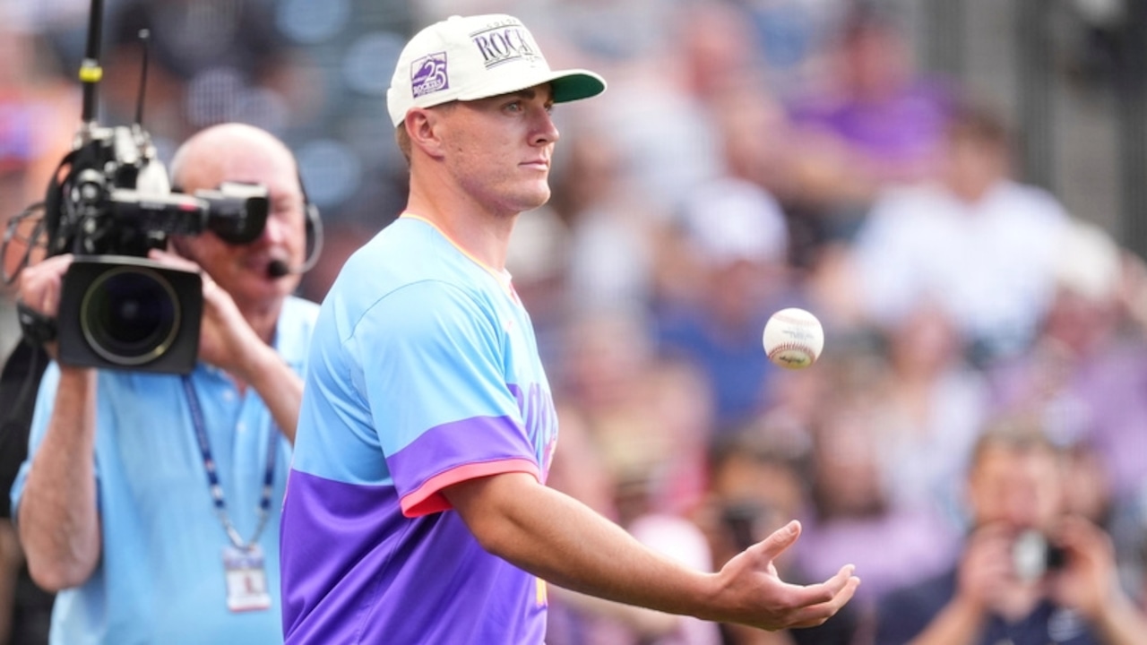 Denver Broncos’ Bo Nix throws out first pitch for Yankees-Rockies game