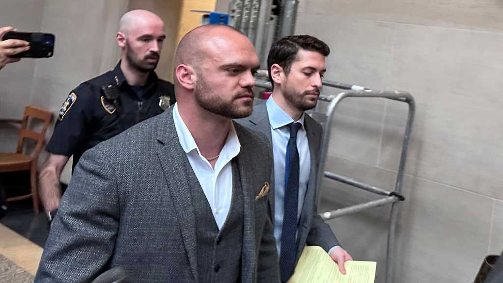 Former New York state trooper pleads guilty to faking shooting