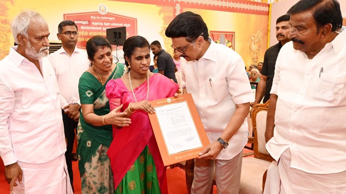 HR&CE appoints visually impaired Priyavathana as odhuvar of Pamban Swamy temple