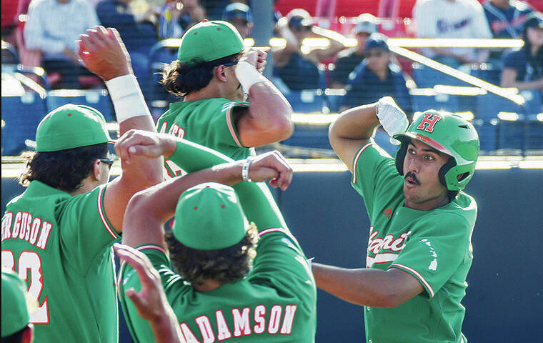 Hawaii baseball drops to losers’ bracket after falling to UC Irvine