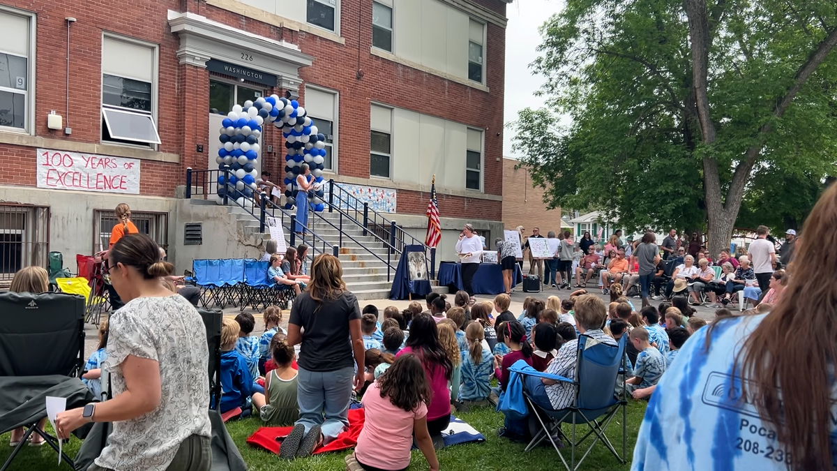 Hundreds gather to celebrate Washington Elementary School ahead of closure - LocalNews8.com