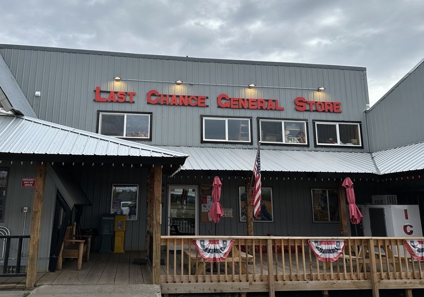 Last Chance store front