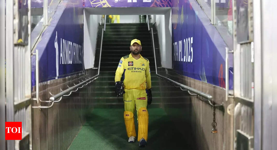 'I'm not playing ... ': MS Dhoni's heartfelt message for fans | Cricket News
