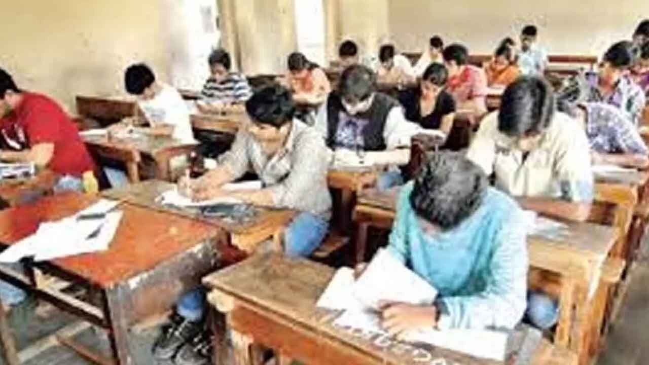 Intermediate Advanced Supplementary Exams Begin on Thursday