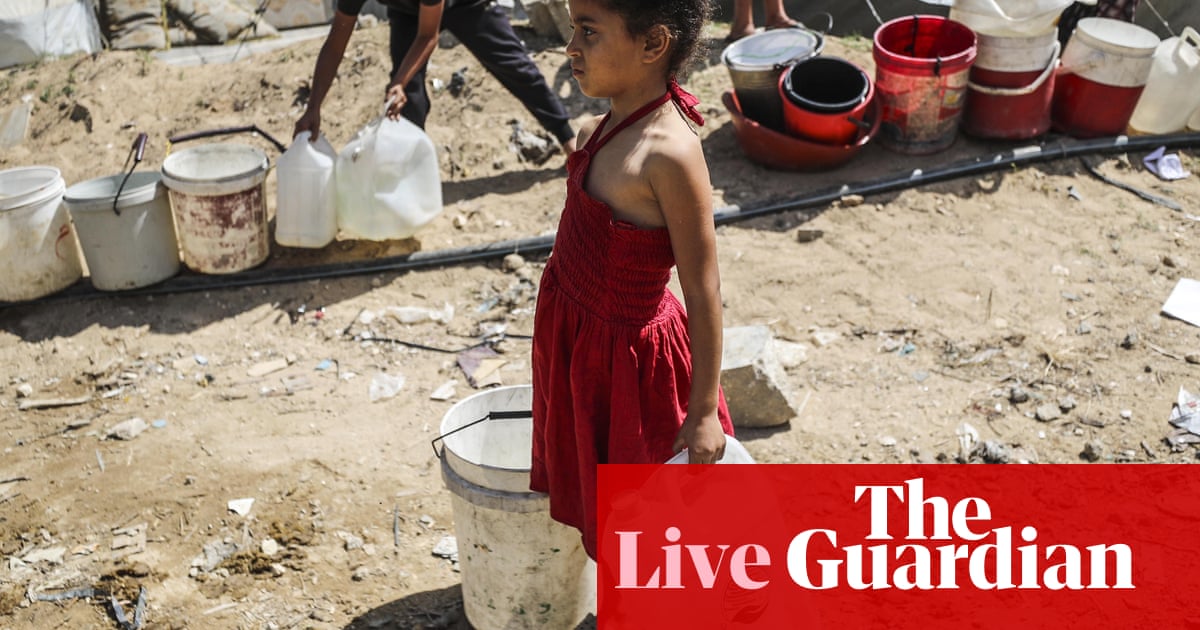 Israel-Gaza war live: Israel ‘very close’ to committing war crimes, says former PM as UN warns aid still being blocked | Israel