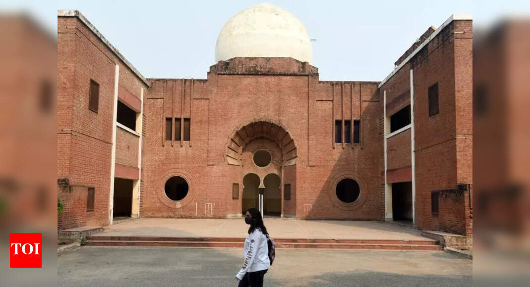 Jamia violence: 6 expelled, show-cause to 20 others | India News