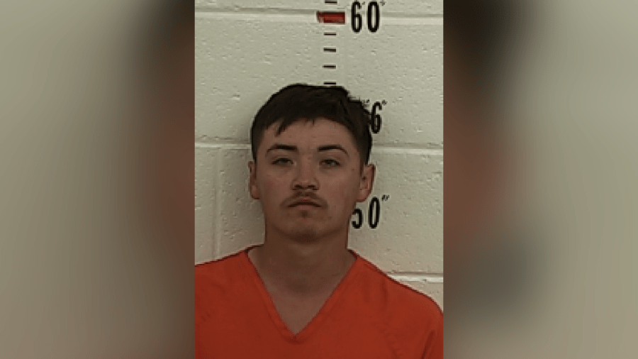 Las Vegas deputy charged with aggravated battery and robbery