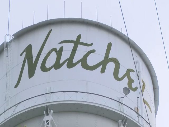Lightning strike hits Natchez water plant