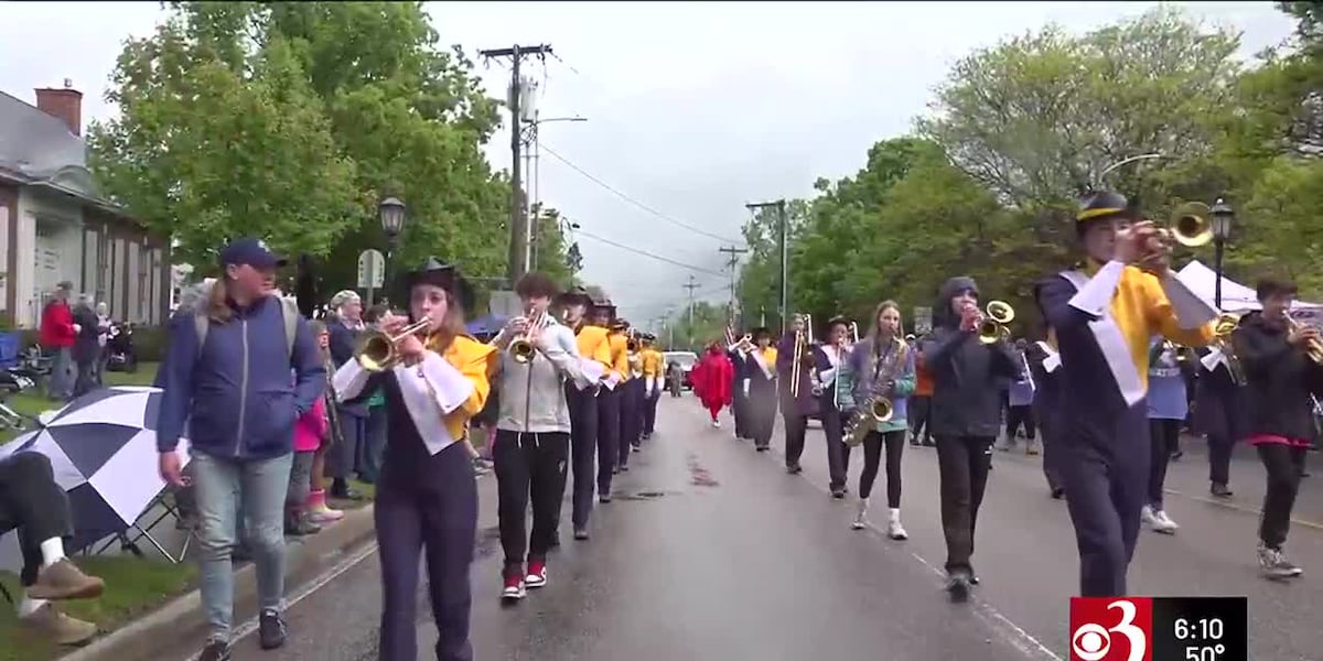 Memorial Day Parade in Essex JCT. honors, remembers those who served