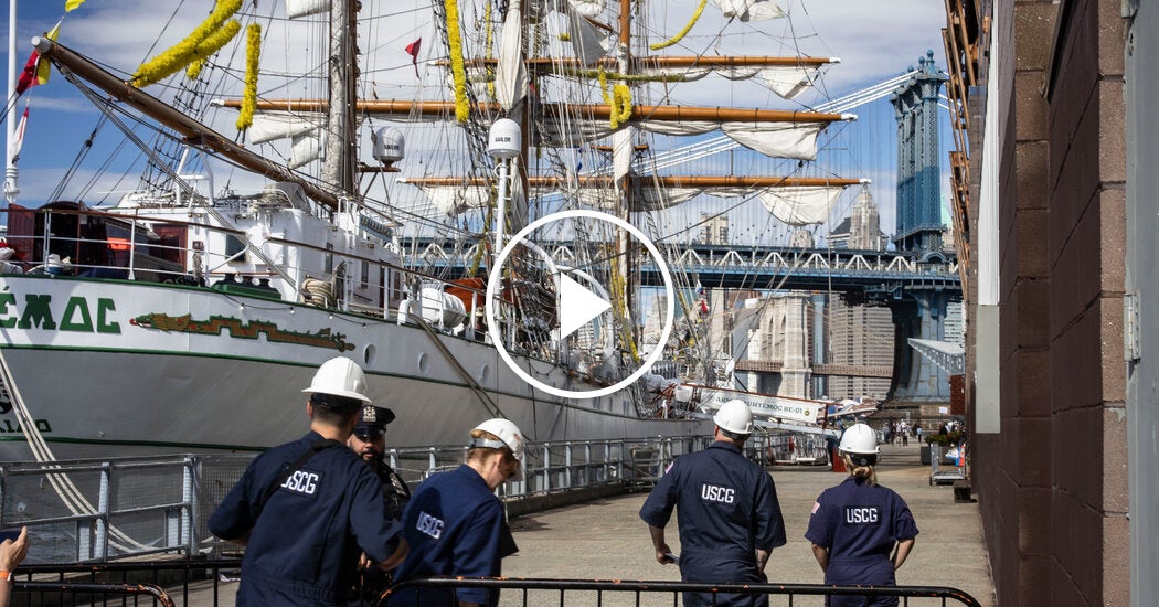 Mexico Navy Sailing Ship on Good Will Tour Crashes Into Brooklyn Bridge