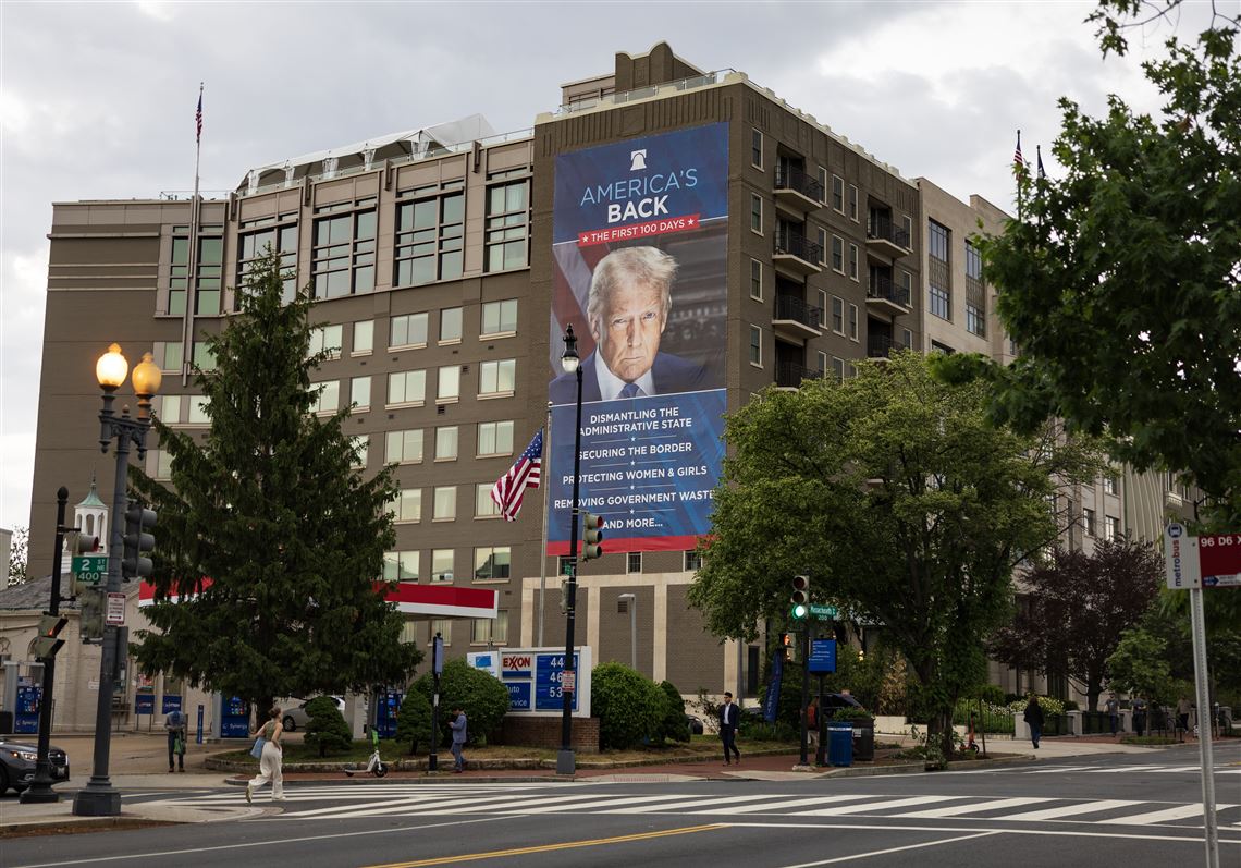 Michelle Goldberg: The Trump-supporting Christians accusing Jews of anti-Semitism