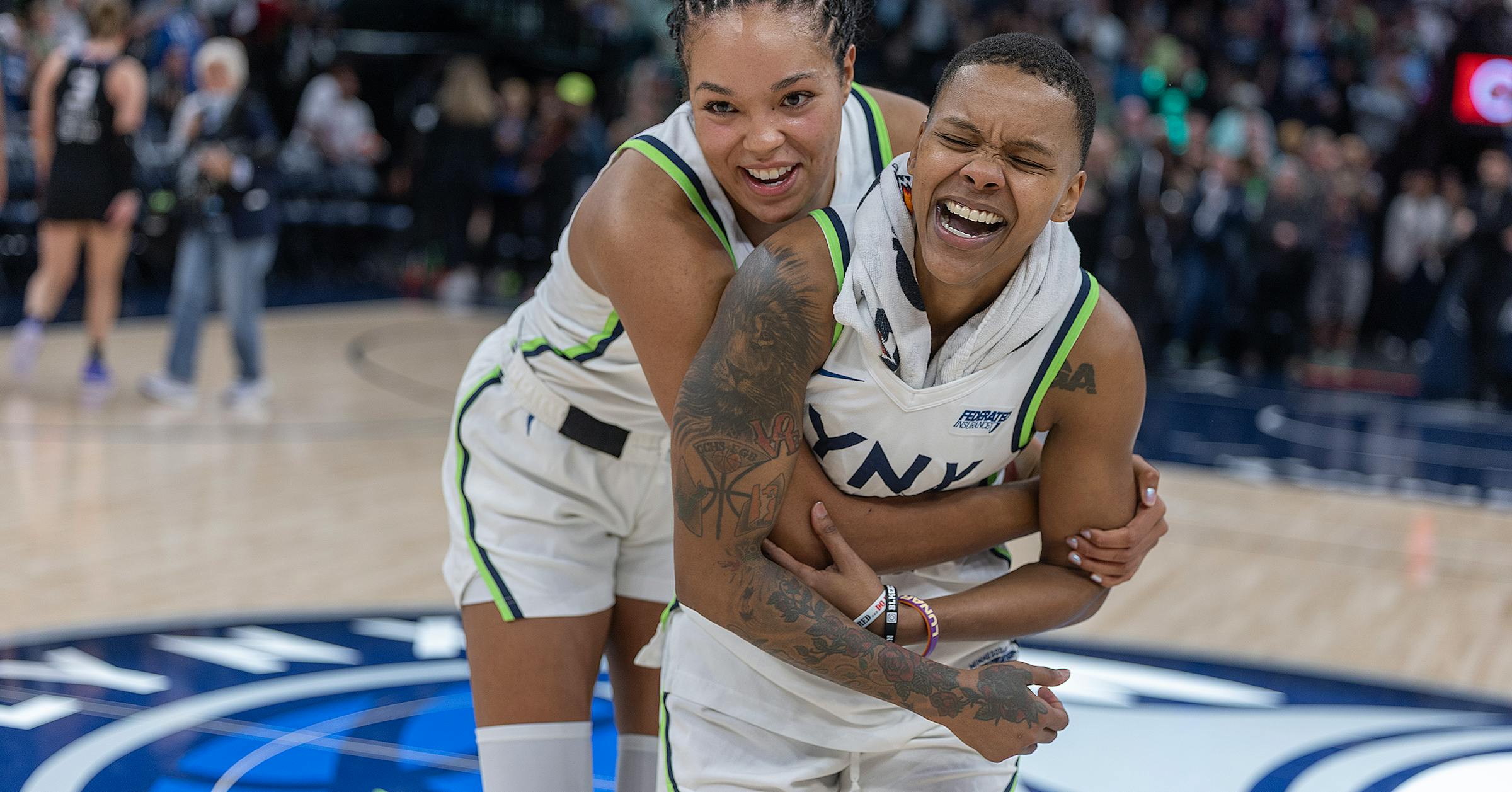 Minnesota Lynx rally past Connecticut Sun