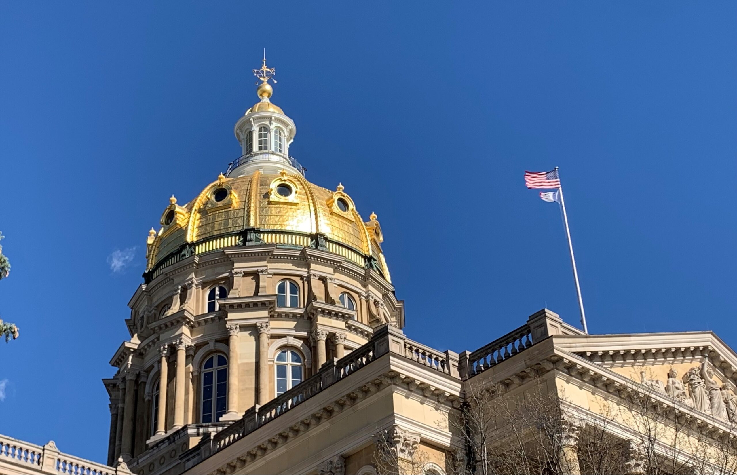New Iowa law limits crypto ATM transaction amounts, caps fees