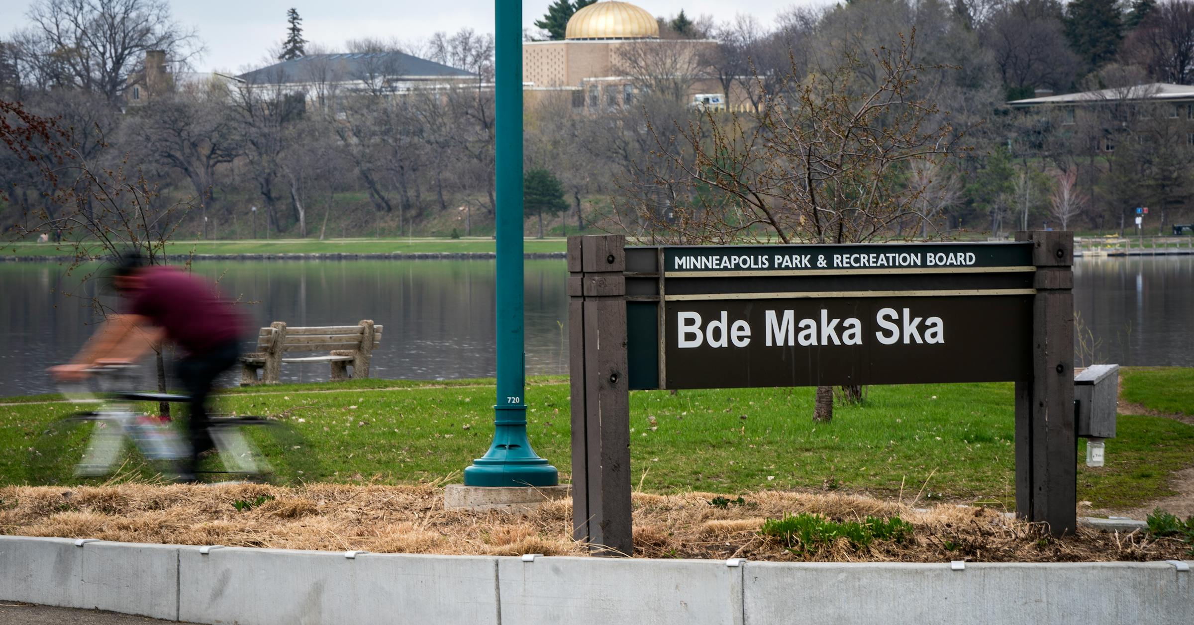 New parking restrictions go into effect at Minneapolis’ Bde Maka Ska