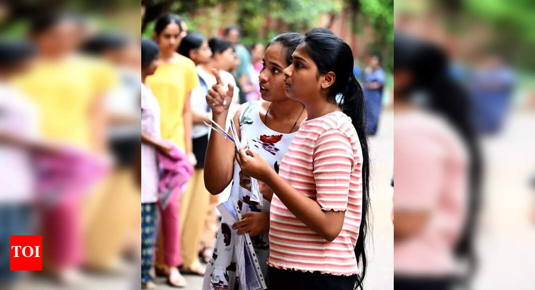 Over 32,000 applicants for AU PGAT 2025 | Prayagraj News