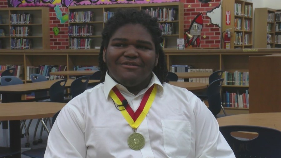 Parkview senior earns perfect score on national Spanish exam