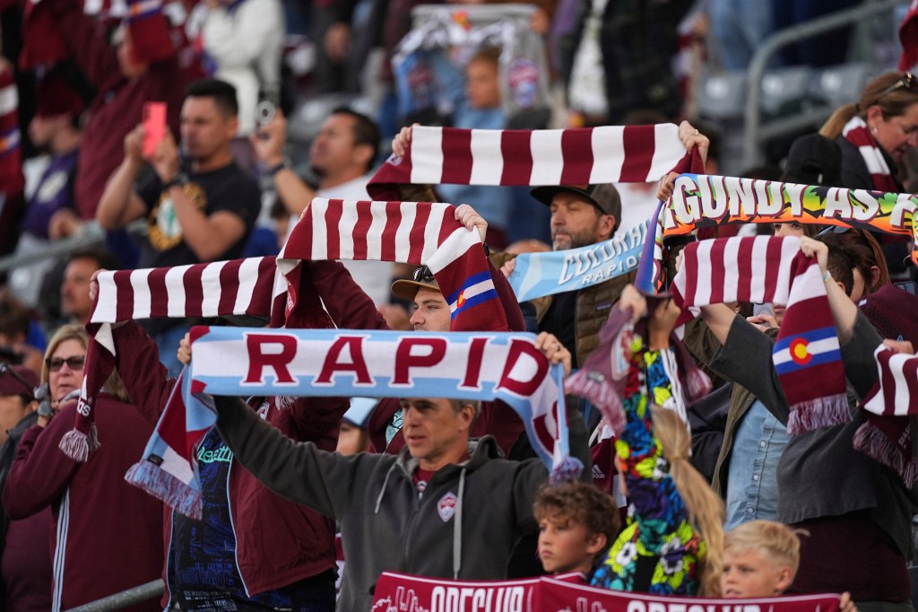 Rapids endure lightning delay, top St. Louis CITY for 2nd straight win