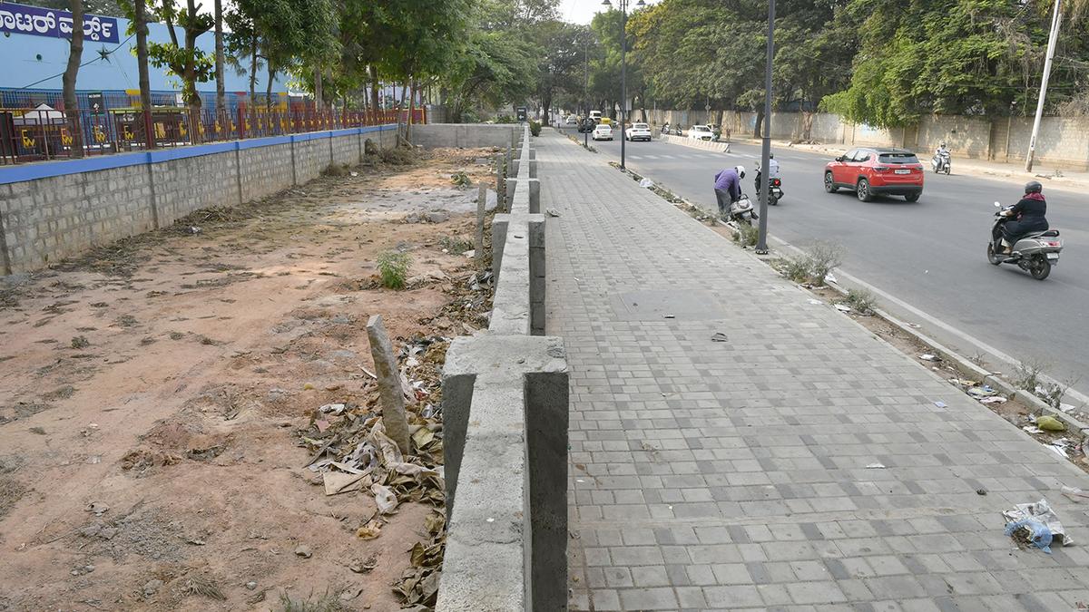 SC directs Karnataka Government to release TDR certificates in favour of royal family heirs
