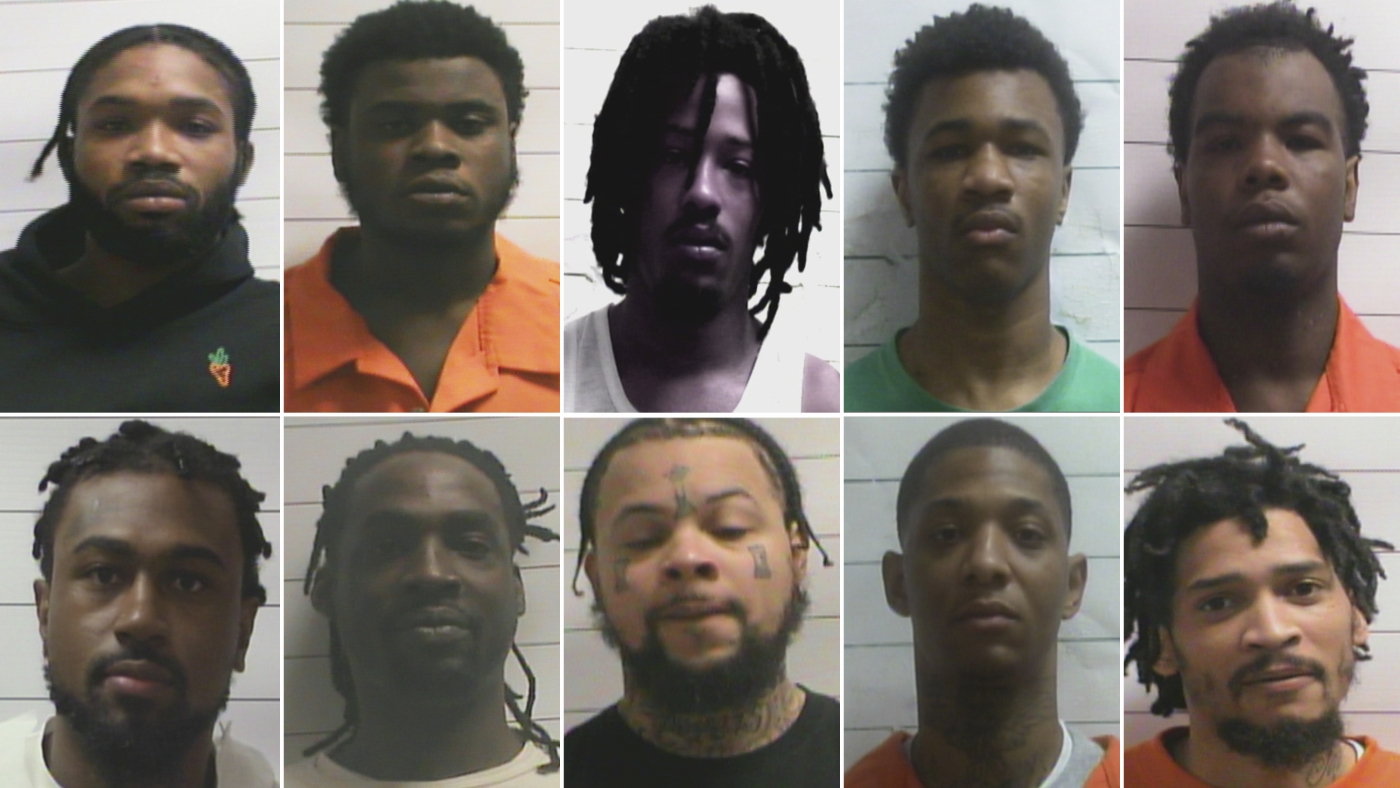 Sheriff’s office worker arrested : NPR