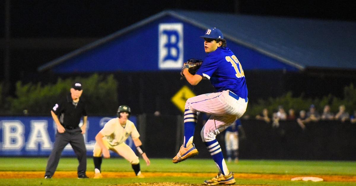 Stags grind out win in state opener