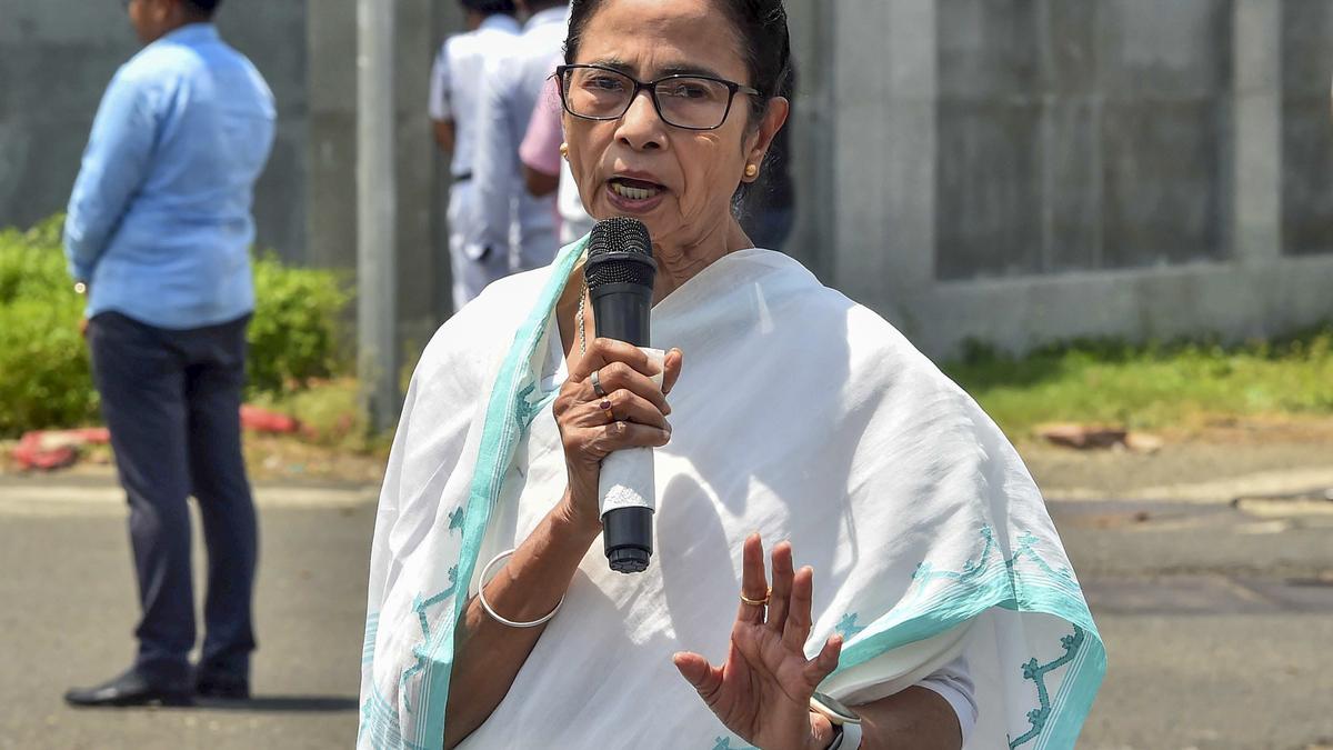 Teachers should have trusted govt., fought legally, worked beyond politics, says Mamata