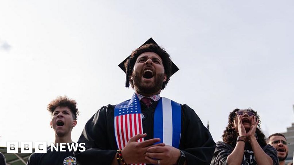 US halts student visa appointments and plans expanded social media vetting