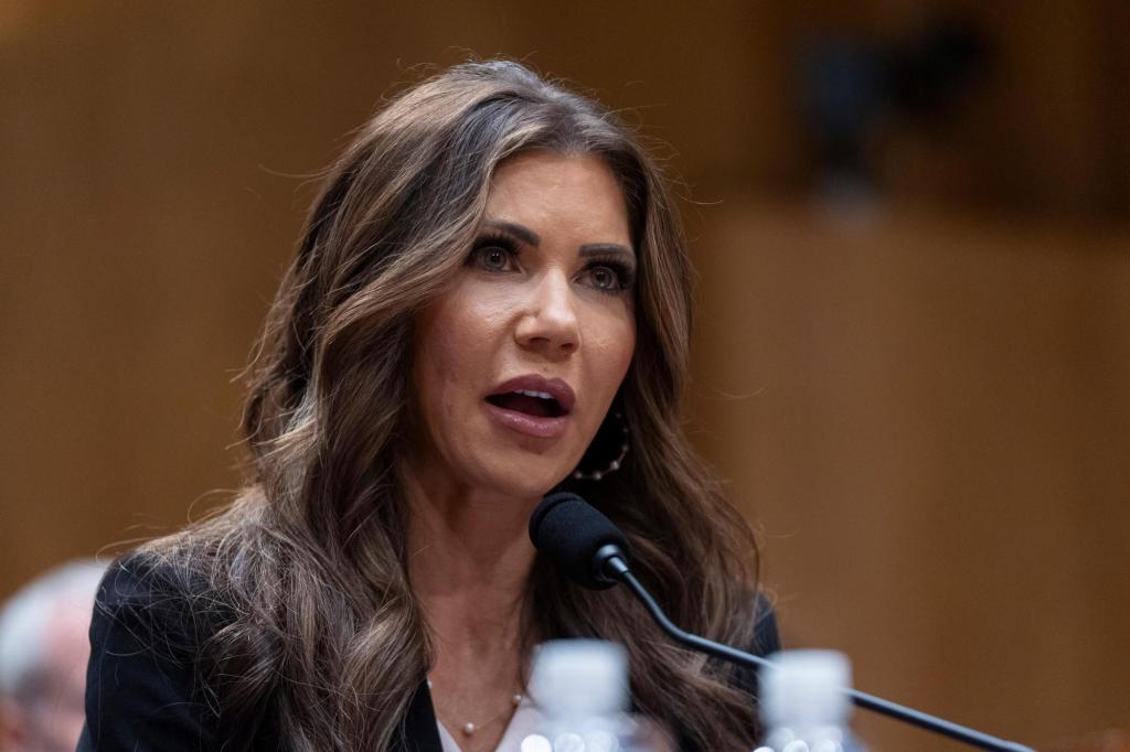 US says it's removed 8 people convicted of crimes