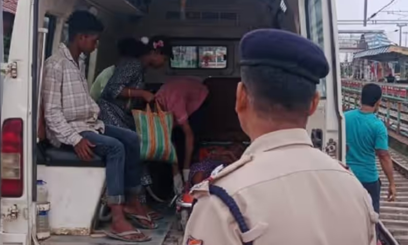 Woman gives birth on train near Dharmanagar station