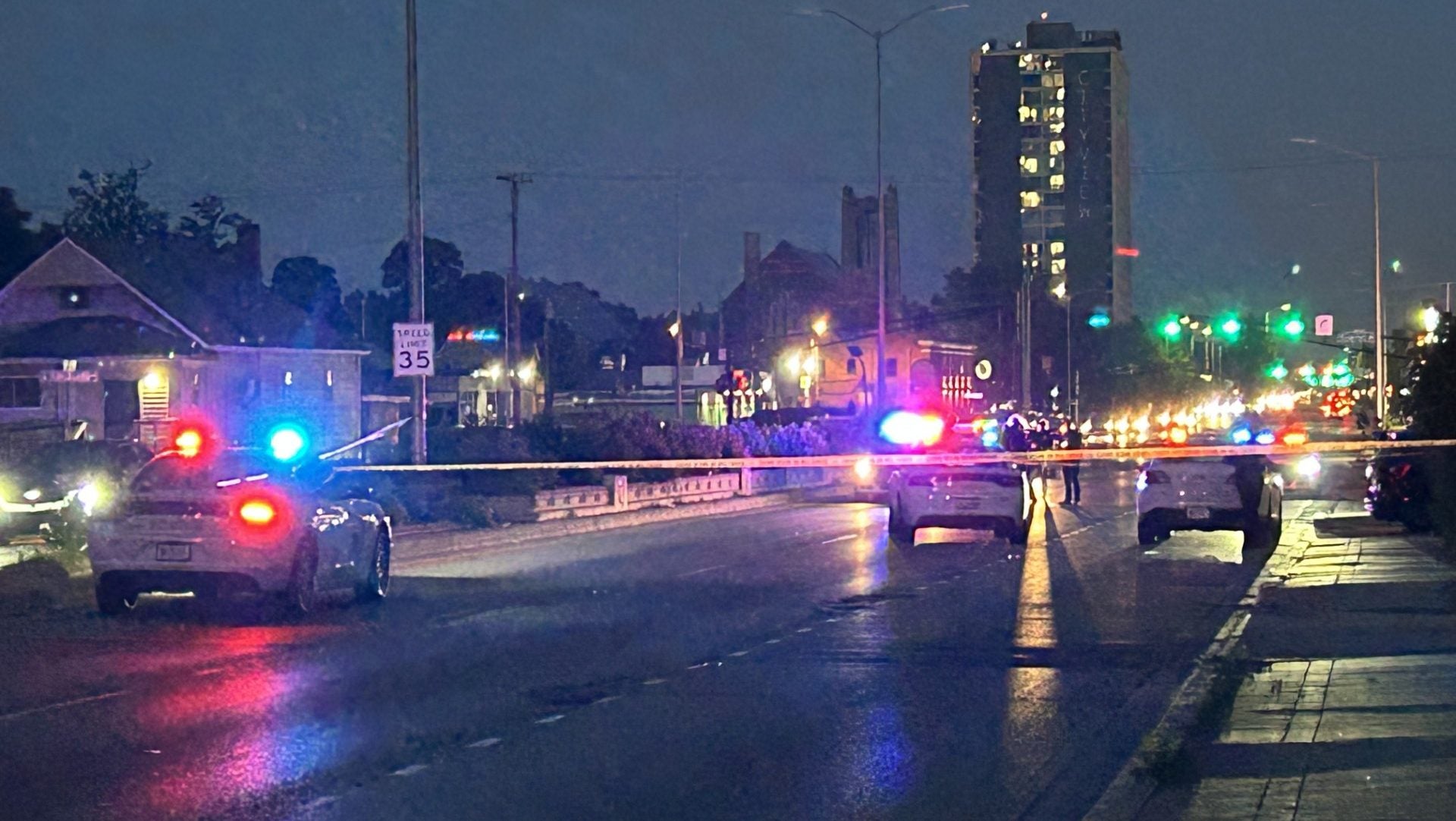 1 critical, 1 stable after shooting on city's near-north side