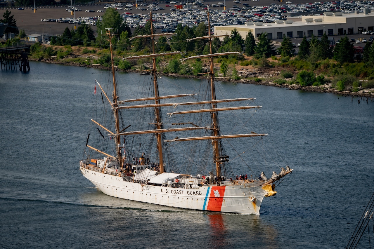 300 ft. tall ship arrives in Portland for Fleet Week (photos)
