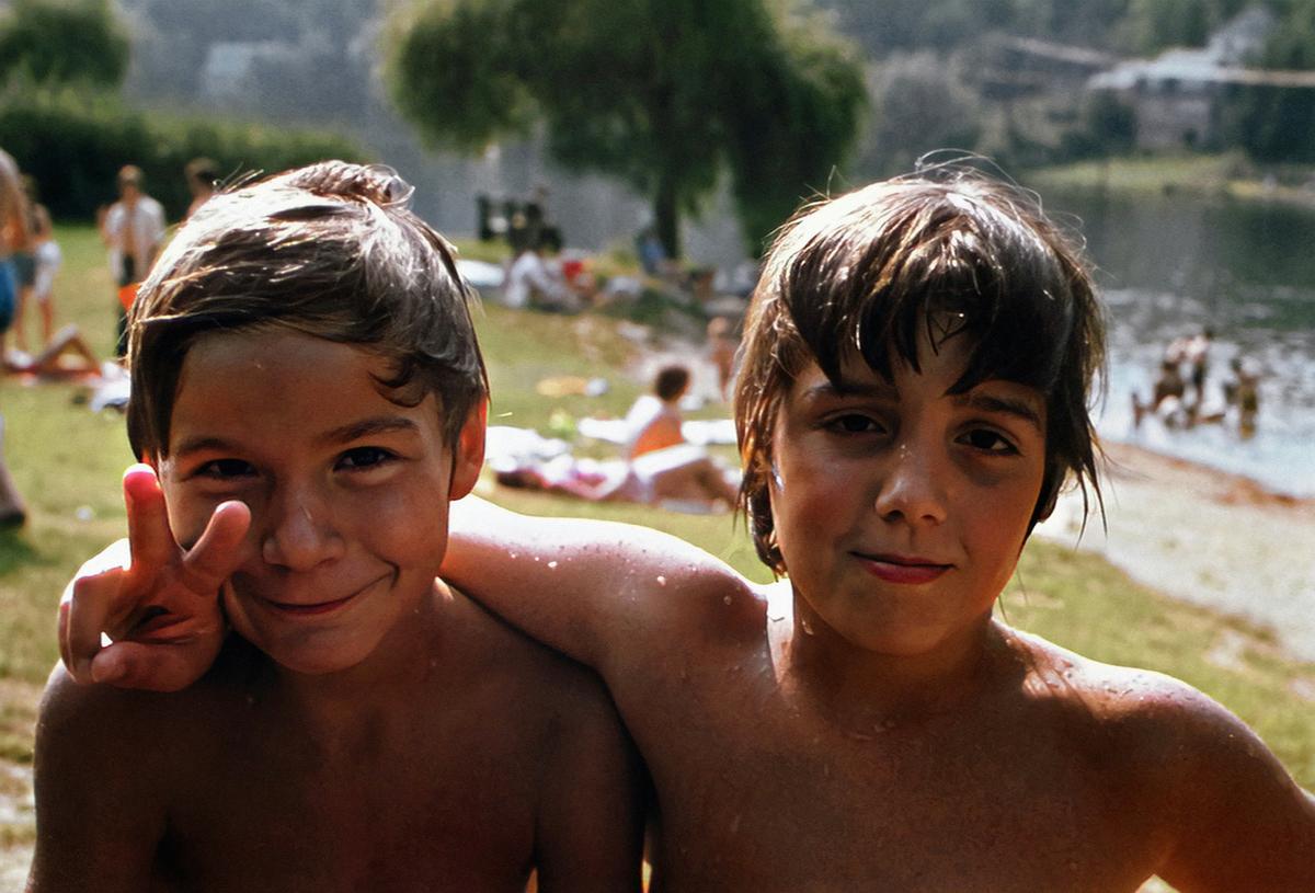 33 Pics That Perfectly Capture Summer Vacation in the '70s & '80s