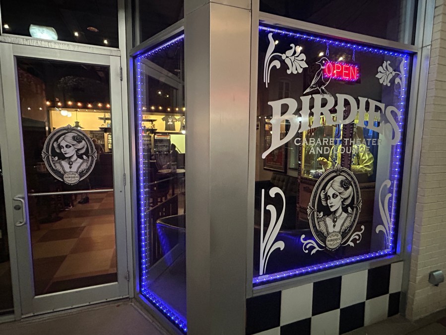Birdie's Cabaret Theater & Lounge makes official debut in Argenta with marvelous opening weekend of misfit entertainment