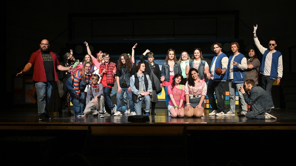Chesapeake High School alumni production of Back To The 80’s | PHOTOS