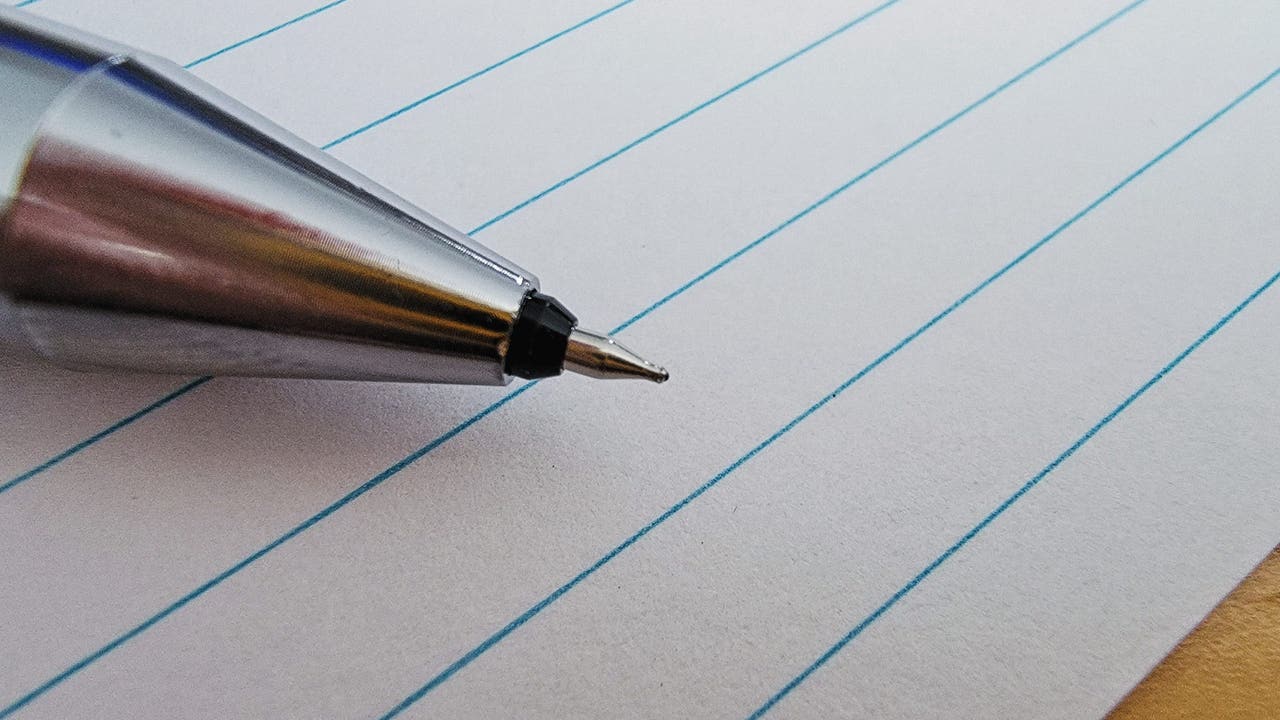 Florida woman rescued after leaving note in sandwich shop: 'Please help me'