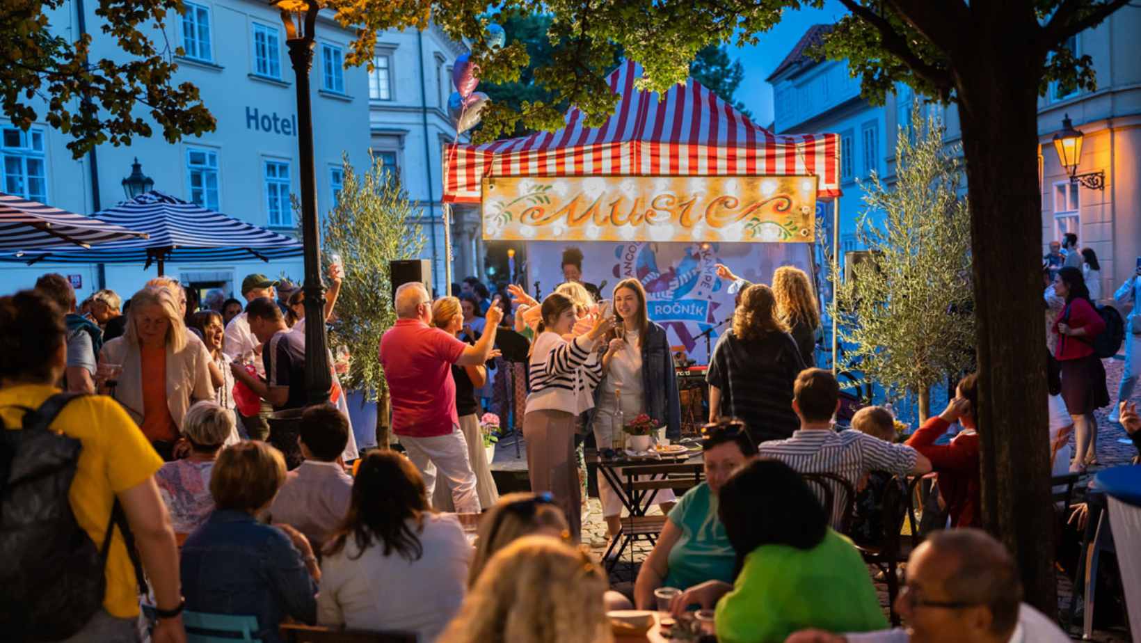 French Market Returns to Kampa!