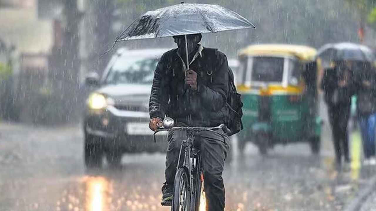 Heavy rain alert issued for Coastal Andhra Pradesh and Rayalaseema