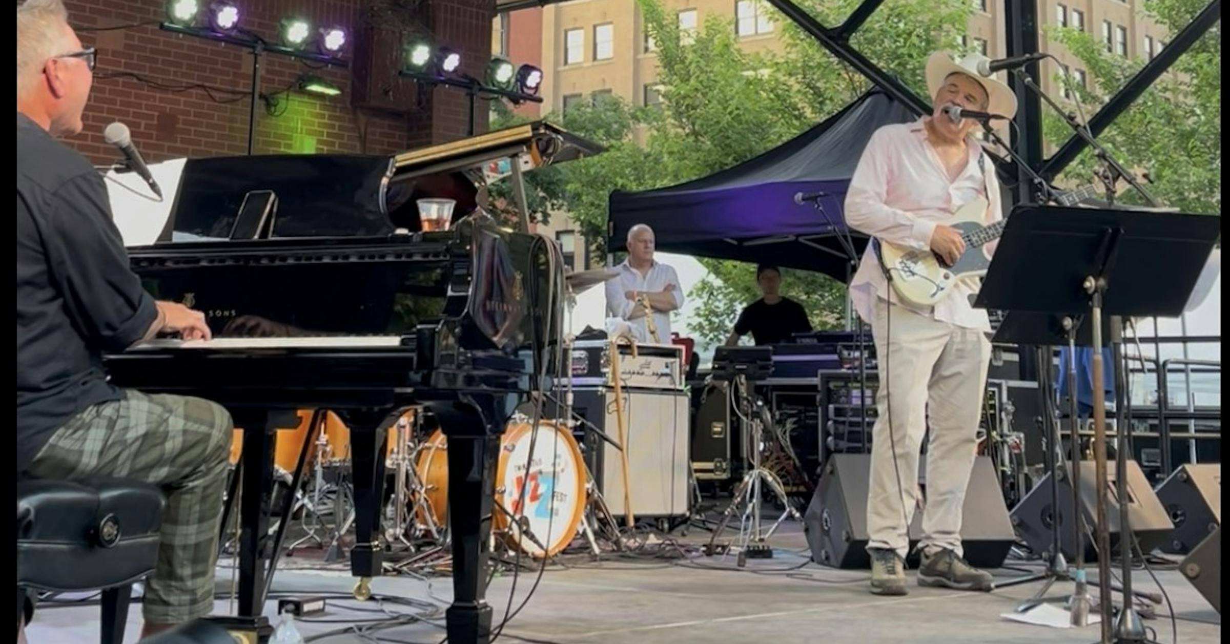 High emotions, big crowd fill Lowertown Sounds’ opening night with the New Standards